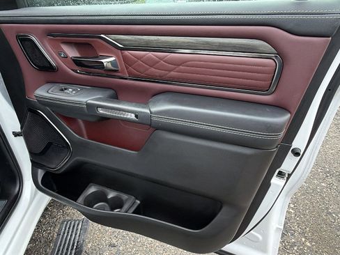 Used 2025 RAM 1500 Limited AWD/4WD image 20