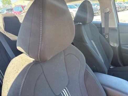 Certified 2024 Hyundai Elantra SEL FWD image 25