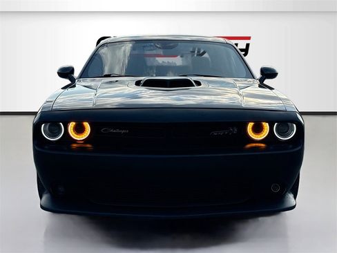 Used 2016 Dodge Challenger R/T Scat Pack image 2