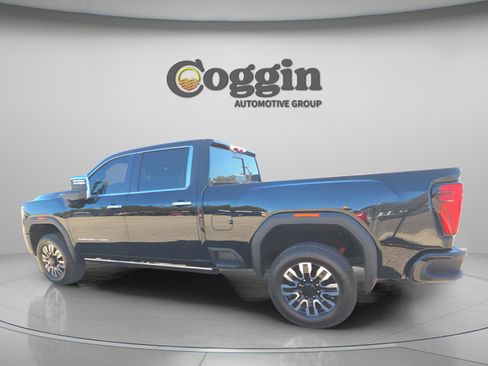 Used 2025 GMC Sierra 2500 Denali Ultimate image 19