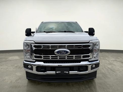Certified 2024 Ford F250 XLT w/ FX4 Off-Road Package AWD/4WD image 13