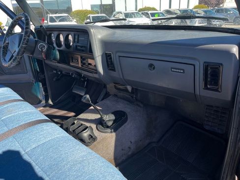 Used 1993 Dodge D/W Truck 250 image 19