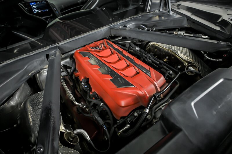 Used 2021 Chevrolet Corvette Stingray Preferred Cpe w/ Z51 Performance Package RWD image 11