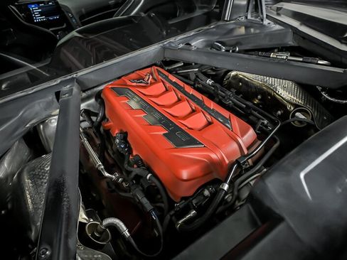 Used 2021 Chevrolet Corvette Stingray Preferred Cpe w/ Z51 Performance Package RWD image 11