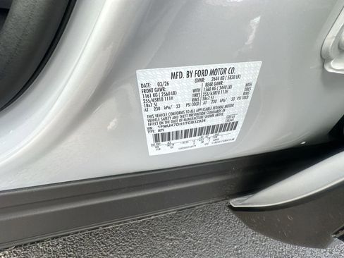 New 2026 Ford Explorer Active RWD image 19