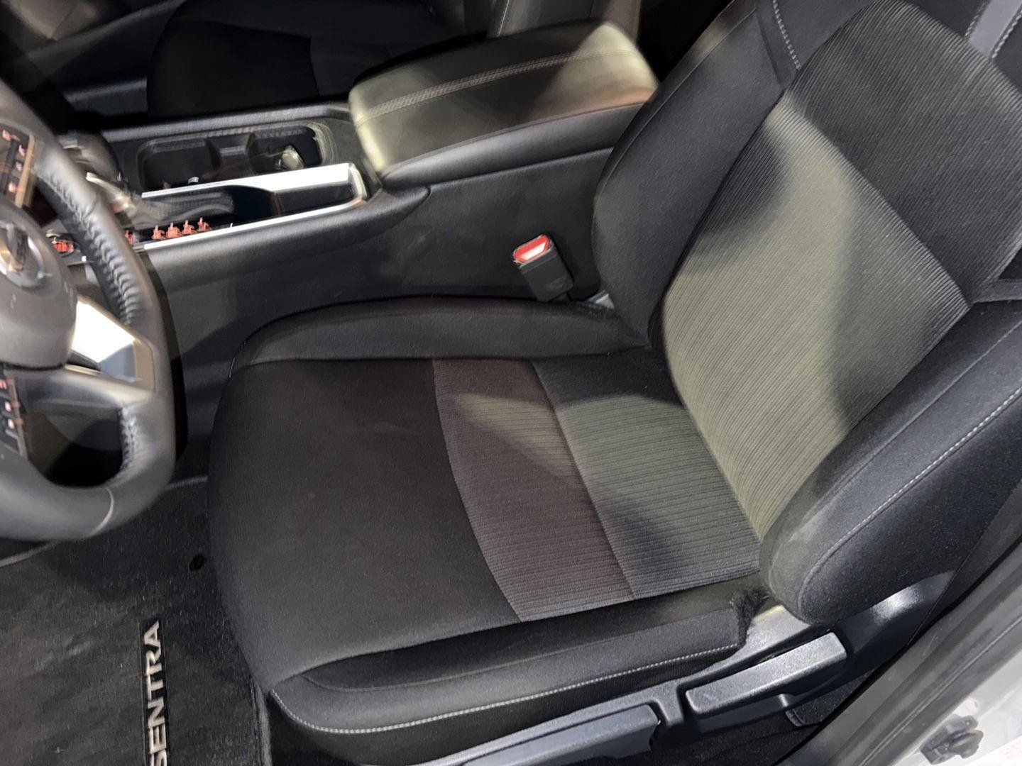 Used 2023 Nissan Sentra SV w/ All-Weather Package FWD image 30