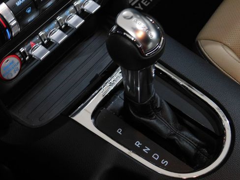 Used 2015 Ford Mustang Premium RWD image 49