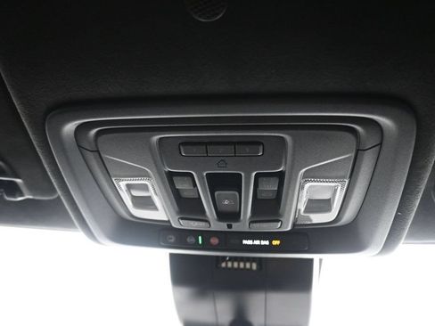 Used 2025 GMC Sierra 2500 AT4X AWD/4WD image 31