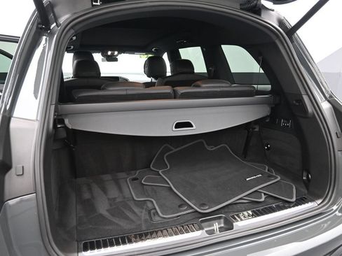 Used 2026 Mercedes-Benz GLS 450 4MATIC image 21