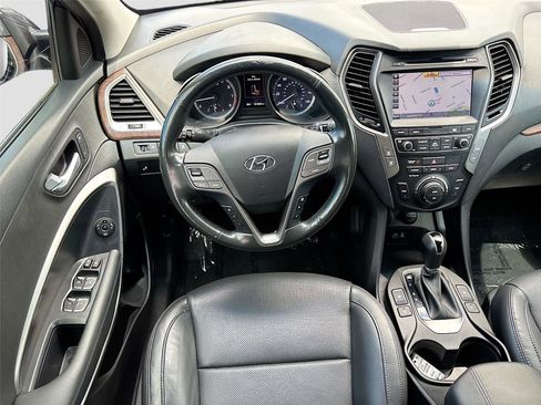 Used 2018 Hyundai Santa Fe Sport w/ Cargo Package FWD image 24