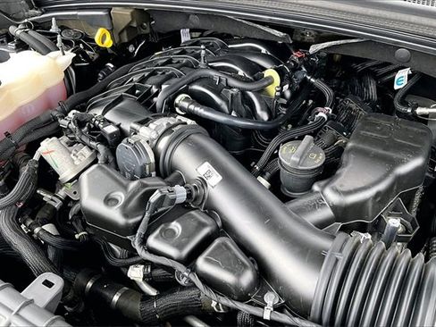 Used 2023 Jeep Grand Cherokee Altitude image 34