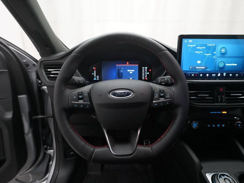 Used 2024 Ford Escape ST-Line w/ Equipment Group 301A FWD image 4