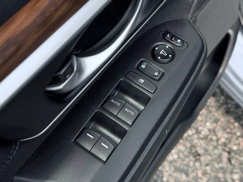 Used 2022 Honda CR-V EX image 13