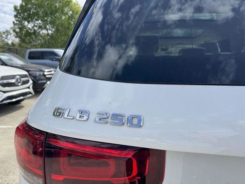 Certified 2023 Mercedes-Benz GLB 250 GLB 250 w/ Premium Package image 22
