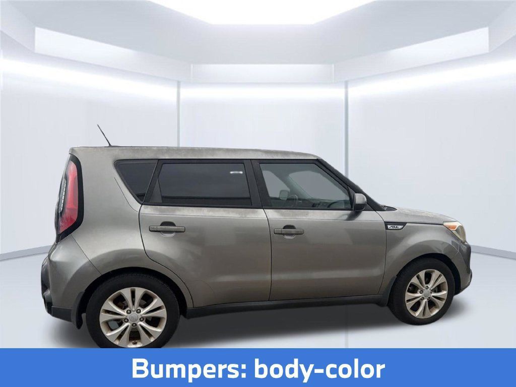Used 2016 Kia Soul + FWD image 11