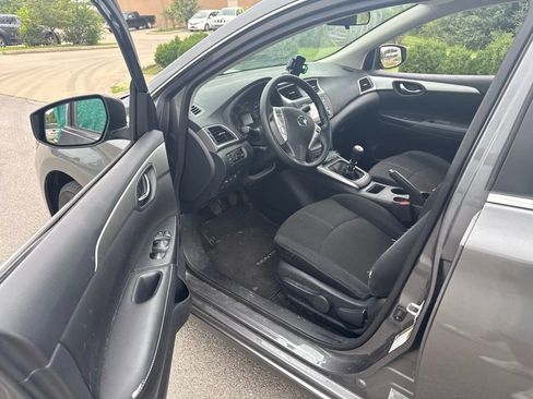 Used 2018 Nissan Sentra S FWD image 5
