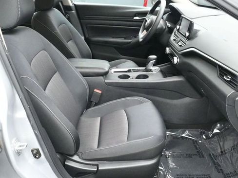 Used 2021 Nissan Altima 2.5 S image 9