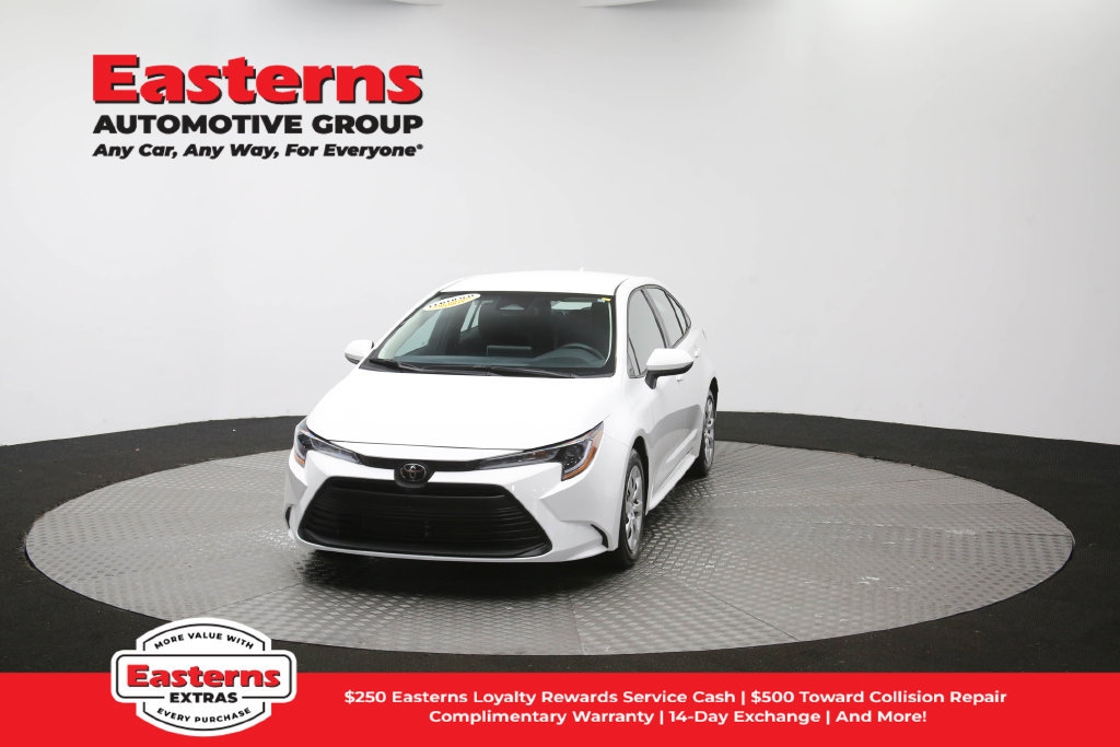 Used 2026 Toyota Corolla LE FWD image 52