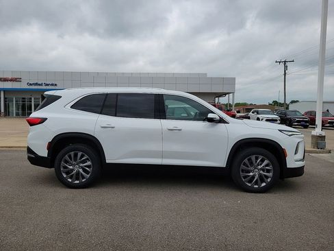 New 2026 Buick Enclave Preferred image 6