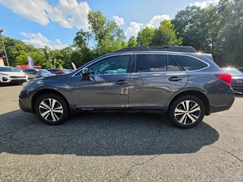 Used 2018 Subaru Outback 2.5i Limited AWD/4WD image 2
