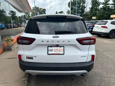 Used 2024 Ford Escape Active w/ Tech Pack #1 AWD/4WD image 6