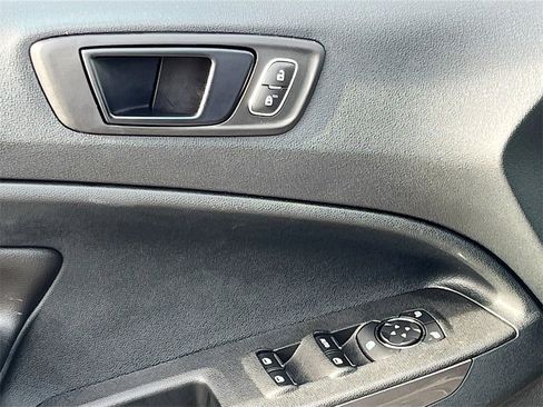 Used 2021 Ford EcoSport SES image 18