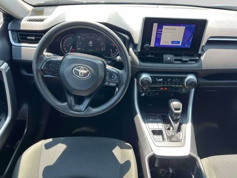 Certified 2023 Toyota RAV4 LE AWD/4WD image 15