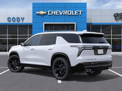 New 2026 Chevrolet Traverse RS image 3