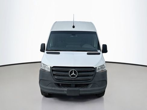 Used 2023 Mercedes-Benz Sprinter 144 Cargo image 2
