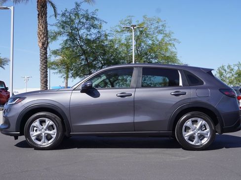 Used 2025 Honda HR-V LX image 2