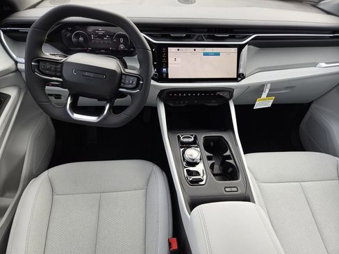 New 2026 Jeep Cherokee Laredo image 13