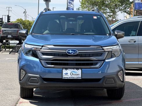 Used 2025 Subaru Forester Premium AWD/4WD image 13