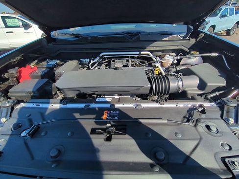 New 2026 Chevrolet Colorado ZR2 w/ ZR2 Bison Edition image 29