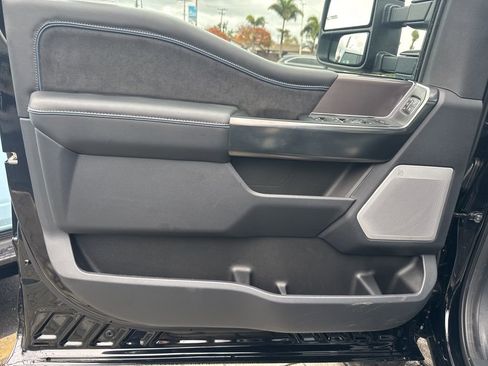 Used 2026 Ford F450 Platinum w/ FX4 Off-Road Package image 23