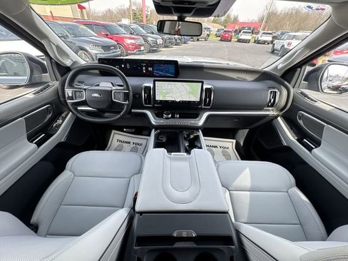 New 2026 Ford Expedition Max Platinum AWD/4WD image 21