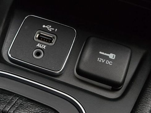 Used 2021 Jeep Cherokee Latitude Lux 80th Anniv w/ Quick Order Package 26U 80TH AWD/4WD image 26