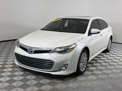 Used 2013 Toyota Avalon XLE Touring FWD image 8