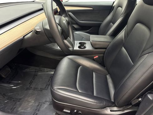 Used 2023 Tesla Model 3 Standard Range image 25