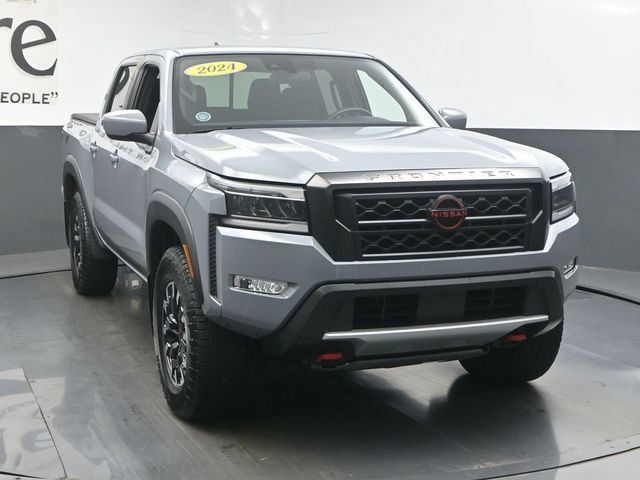 Used 2024 Nissan Frontier PRO-4X w/ Technology Package AWD/4WD image 55