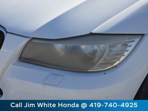 Used 2011 BMW 328i xDrive Sedan image 13