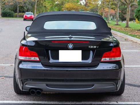 Used 2010 BMW 135i Convertible image 22