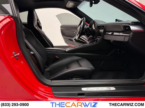 Used 2015 Porsche 911 Turbo S image 64