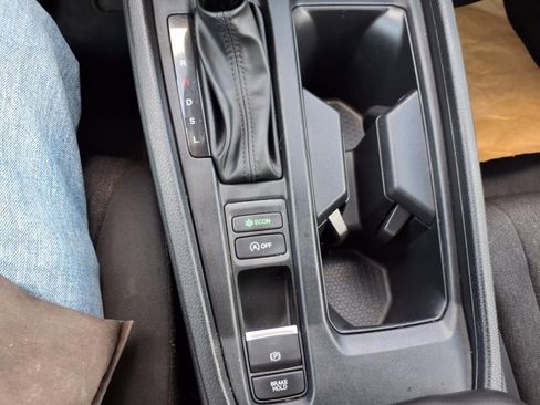 Used 2024 Honda Accord LX image 11