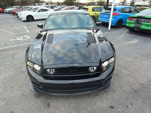 Used 2013 Ford Mustang GT Premium w/ Comfort Pkg image 6