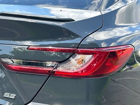 Used 2025 Toyota Camry SE w/ Convenience Package FWD image 19