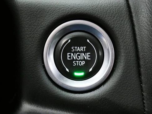Used 2021 GMC Yukon SLE AWD/4WD image 26