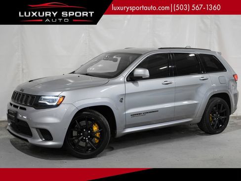 Used 2018 Jeep Grand Cherokee Trackhawk AWD/4WD image 1