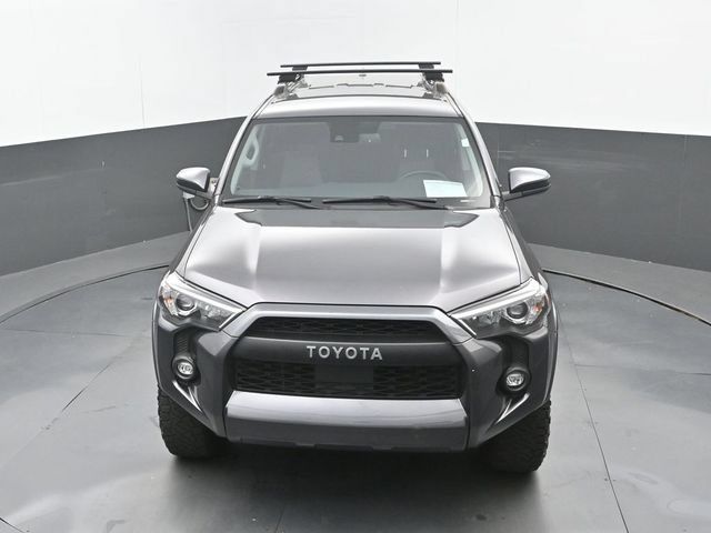 Used 2021 Toyota 4Runner SR5 AWD/4WD image 30