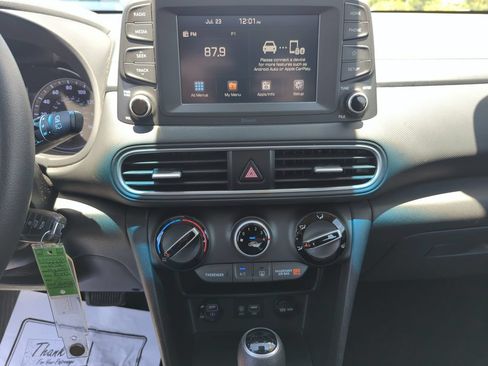 Used 2020 Hyundai Kona SE FWD image 35