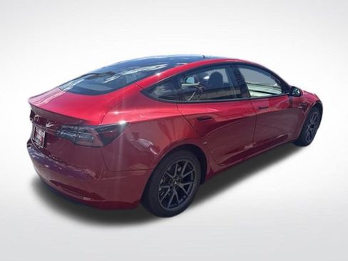 Used 2023 Tesla Model 3 Standard Range RWD image 3